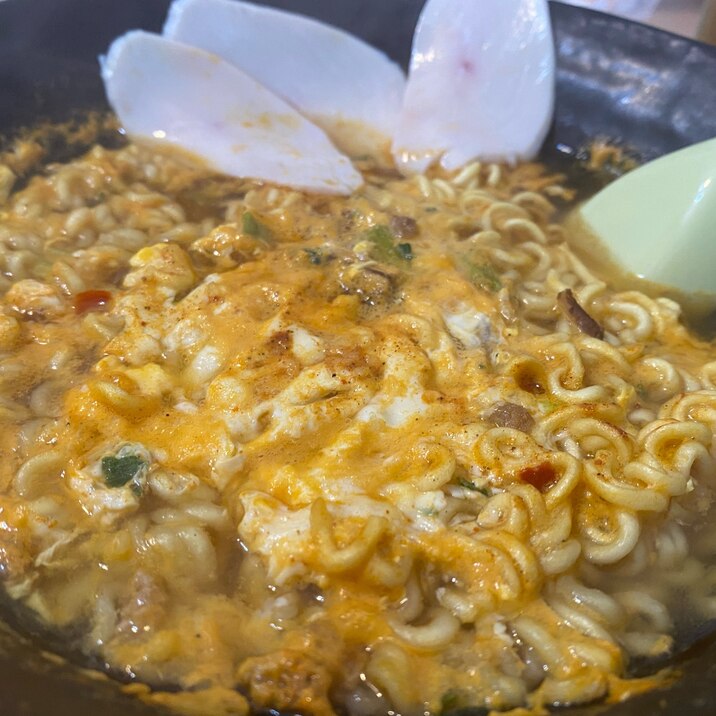 辛さ控えめ辛ラーメン